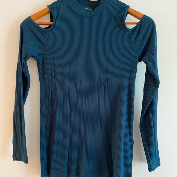 Lightweight knit - Picture 1 of 1